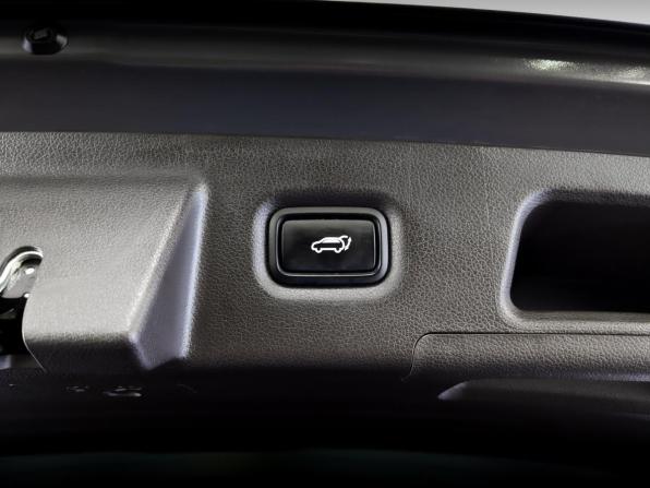 Hyundai Santa Fe IV Рестайлинг с пробегом 2022 года, цена 4 200 000 рублей, 49720 км, внедорожник, Автокод Объявления