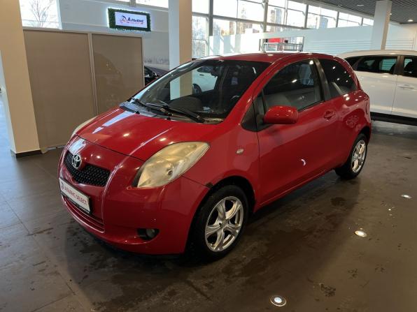 Toyota Yaris II с пробегом 2008 года, цена 462 600 рублей, 177087 км, хэтчбек, Автокод Объявления