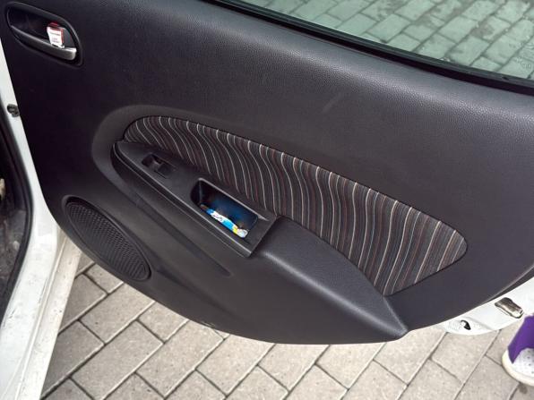 Mazda Demio III (DE) с пробегом 2009 года, цена 380 000 рублей, 111020 км, хэтчбек, Автокод Объявления