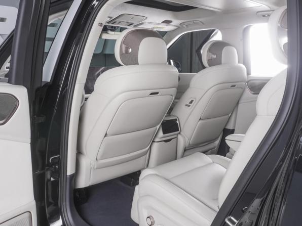 Lynk &amp; Co 900 с пробегом 2026 года, цена 9 765 000 рублей, 88 км, внедорожник, Автокод Объявления
