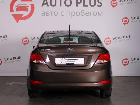 Hyundai Solaris I Рестайлинг с пробегом 2015 года, цена 1 000 000 рублей, 112657 км, седан, Автокод Объявления