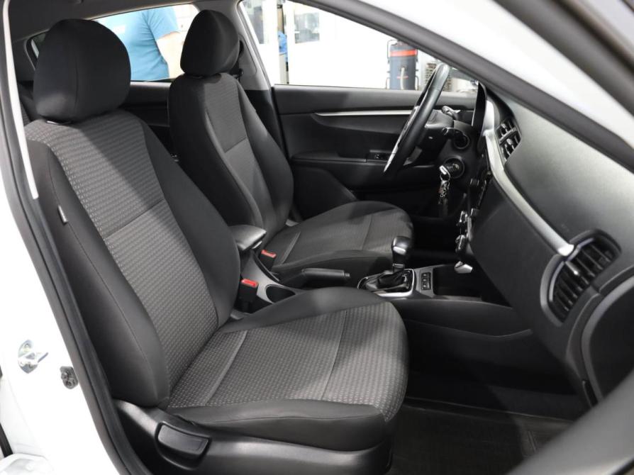 Kia Rio IV Рестайлинг Ростов-на-Дону  - изображение 8