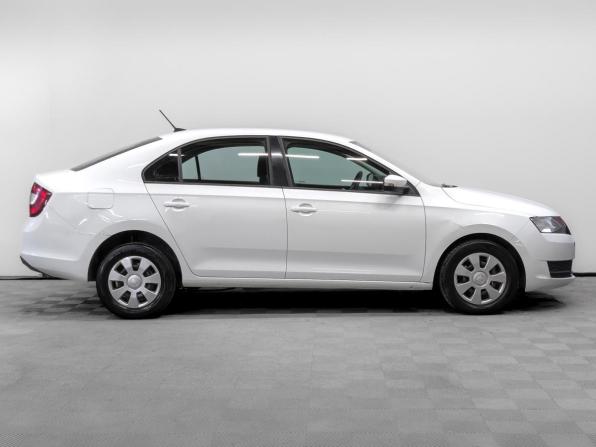 Skoda Rapid I Рестайлинг с пробегом 2019 года, цена 990 000 рублей, 134795 км, лифтбек, Автокод Объявления