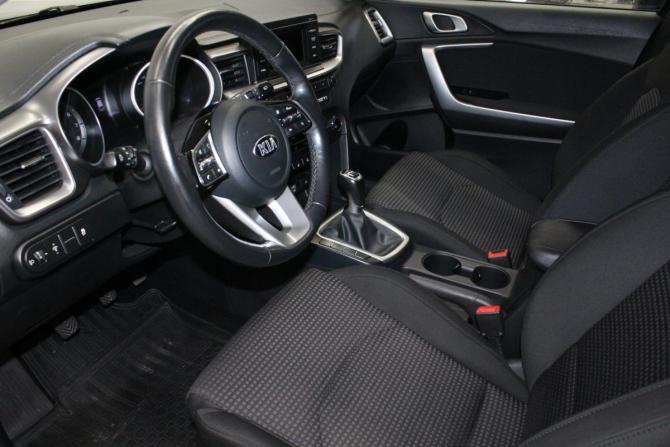 Kia Ceed III с пробегом 2018 года, цена 1 629 000 рублей, 55000 км, хэтчбек, Автокод Объявления