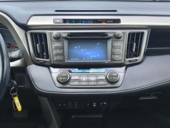 Toyota RAV4 IV (XA40) с пробегом 2014 года, цена 1 600 000 рублей, 198000 км, внедорожник, Автокод Объявления