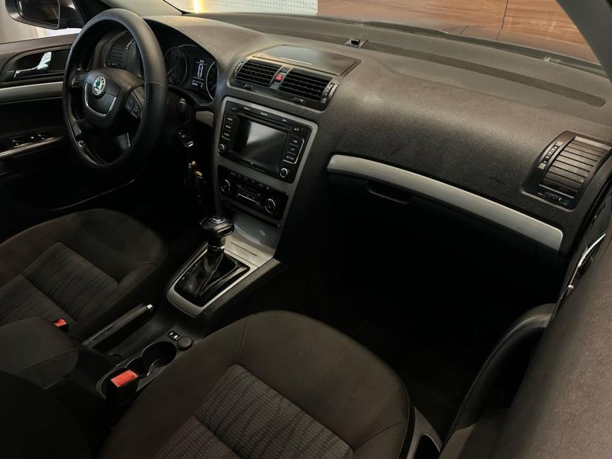 Skoda Octavia II (A5) Рестайлинг Челябинск  - изображение 9