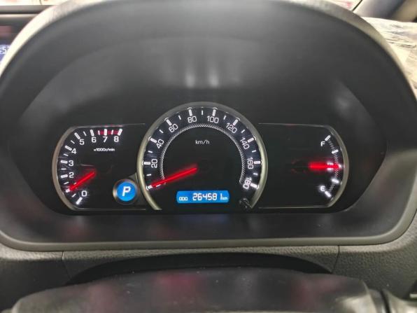 Toyota Voxy III (R80) с пробегом 2015 года, цена 1 800 000 рублей, 264580 км, минивэн, Автокод Объявления