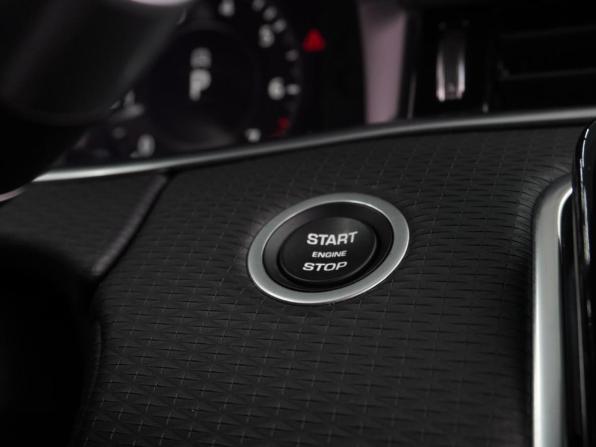 Land Rover Range Rover Evoque II с пробегом 2020 года, цена 3 599 000 рублей, 98133 км, внедорожник, Автокод Объявления