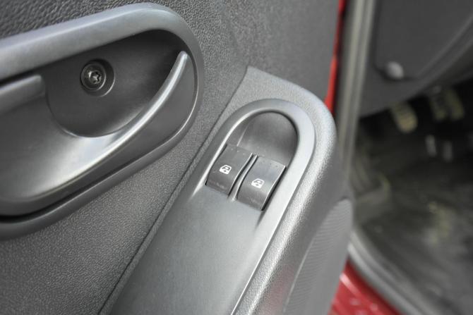Renault Duster I с пробегом 2012 года, цена 720 000 рублей, 193000 км, внедорожник, Автокод Объявления