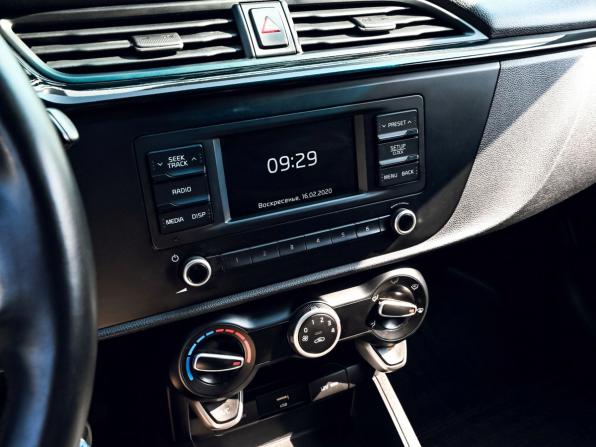 Kia Rio IV Рестайлинг с пробегом 2020 года, цена 1 250 000 рублей, 114914 км, седан, Автокод Объявления