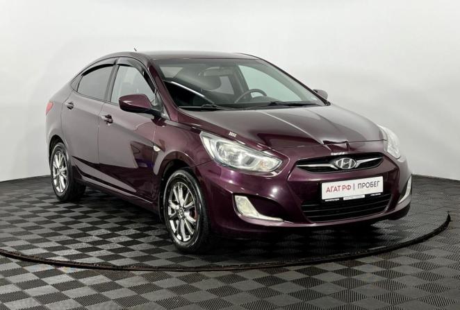 Hyundai Solaris I с пробегом 2012 года, цена 625 000 рублей, 207049 км, седан, Автокод Объявления