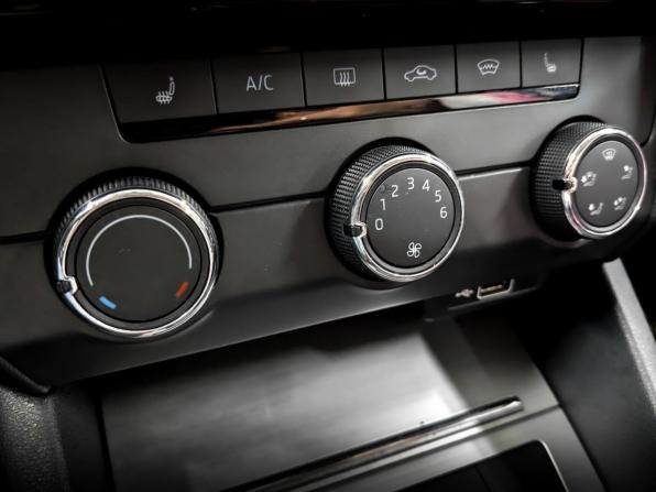 Skoda Octavia III (A7) Рестайлинг с пробегом 2020 года, цена 1 650 000 рублей, 147006 км, лифтбек, Автокод Объявления