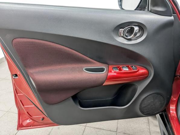Nissan Juke I с пробегом 2013 года, цена 1 115 000 рублей, 111198 км, внедорожник, Автокод Объявления