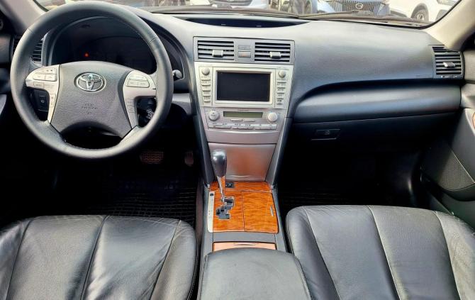 Toyota Camry VI (XV40) Рестайлинг с пробегом 2011 года, цена 1 280 000 рублей, 308000 км, седан, Автокод Объявления