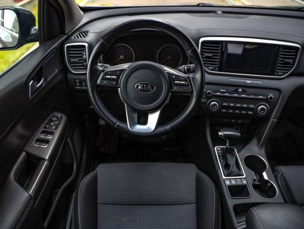 Kia Sportage IV Рестайлинг с пробегом 2021 года, цена 2 429 000 рублей, 45484 км, внедорожник, Автокод Объявления