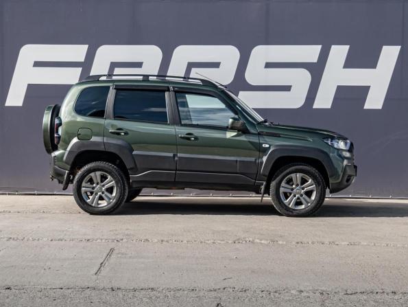 Lada (ВАЗ) Niva Travel I с пробегом 2022 года, цена 807 000 рублей, 133790 км, внедорожник, Автокод Объявления