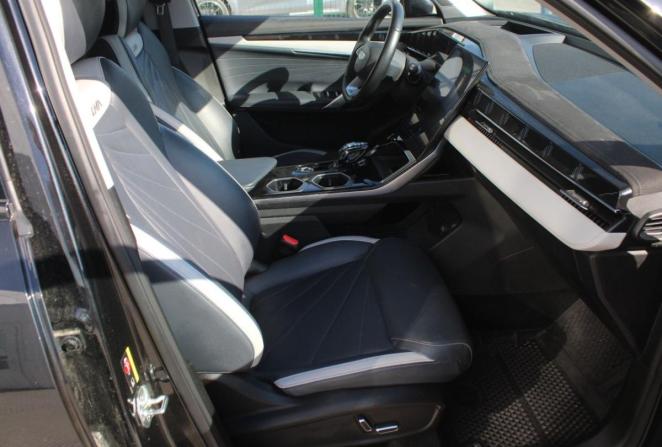 Geely Atlas II с пробегом 2024 года, цена 3 050 000 рублей, 45298 км, внедорожник, Автокод Объявления