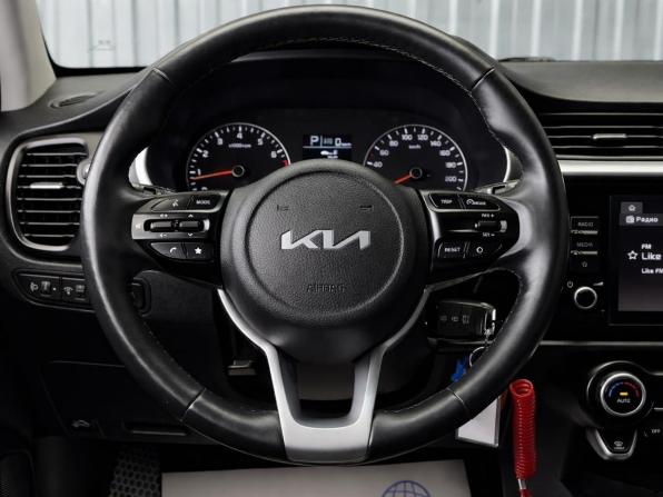 Kia Rio IV Рестайлинг с пробегом 2021 года, цена 1 667 000 рублей, 95625 км, хэтчбек, Автокод Объявления
