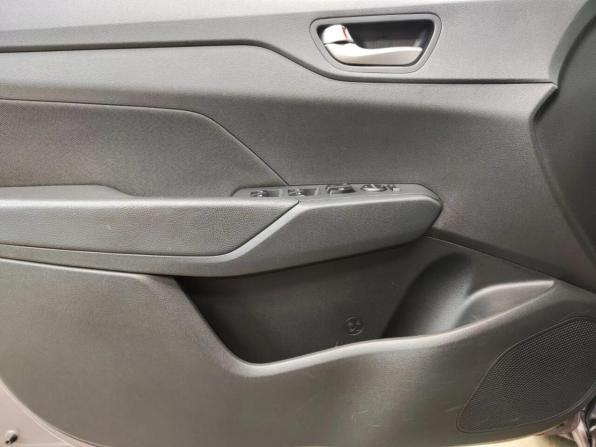 Hyundai Solaris II с пробегом 2020 года, цена 1 615 000 рублей, 79444 км, седан, Автокод Объявления