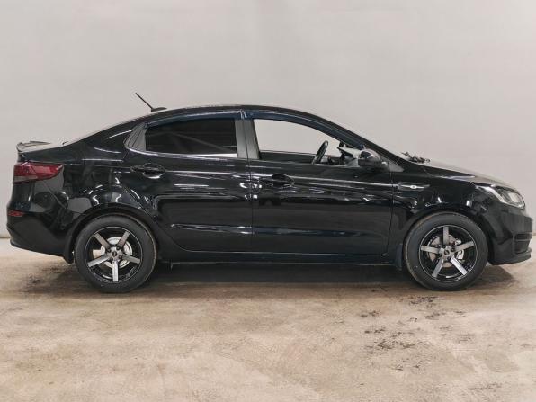 Kia Rio III Рестайлинг с пробегом 2017 года, цена 1 258 000 рублей, 88343 км, седан, Автокод Объявления