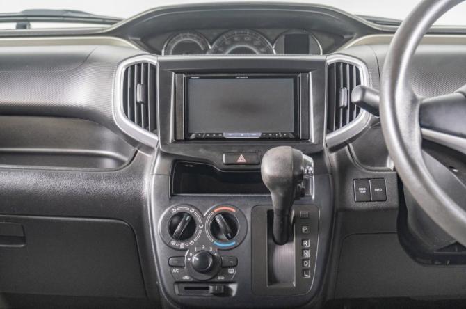 Suzuki Solio III с пробегом 2019 года, цена 999 000 рублей, 112500 км, микровэн, Автокод Объявления