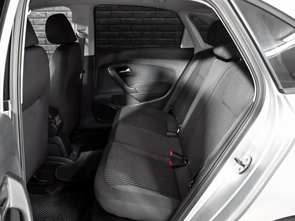 Volkswagen Polo V с пробегом 2010 года, цена 600 000 рублей, 255584 км, седан, Автокод Объявления