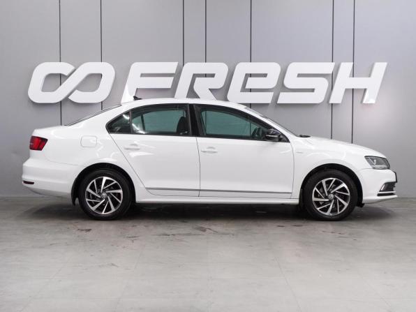 Volkswagen Jetta VI Рестайлинг с пробегом 2017 года, цена 1 549 000 рублей, 117666 км, седан, Автокод Объявления