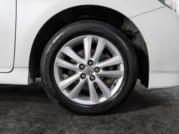 Toyota Wish II Рестайлинг с пробегом 2012 года, цена 1 450 000 рублей, 94658 км, минивэн, Автокод Объявления