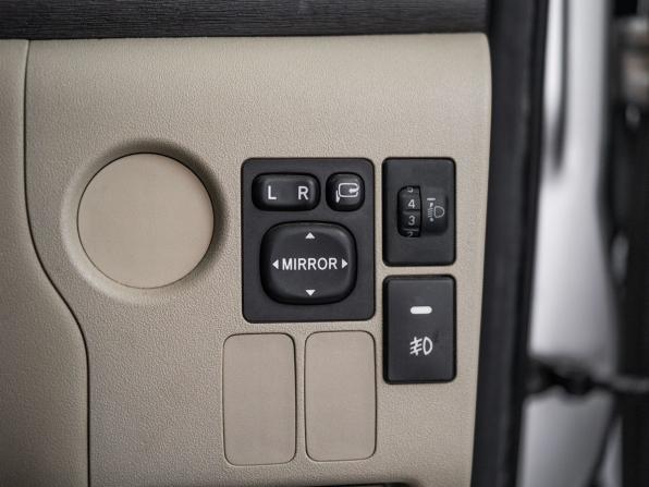 Toyota Passo Sette с пробегом 2009 года, цена 1 025 000 рублей, 96864 км, компактвэн, Автокод Объявления