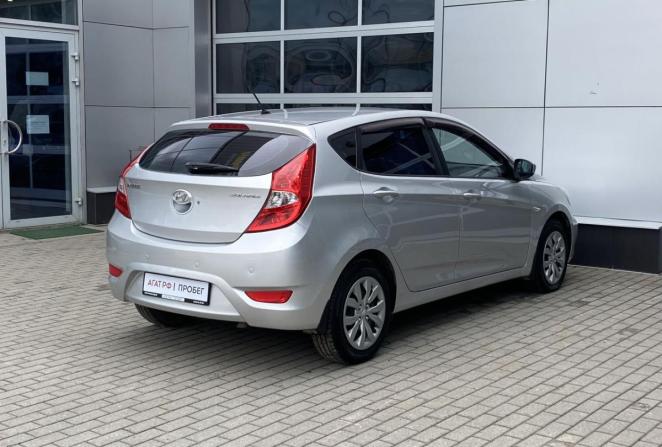 Hyundai Solaris I с пробегом 2012 года, цена 810 000 рублей, 93157 км, хэтчбек, Автокод Объявления