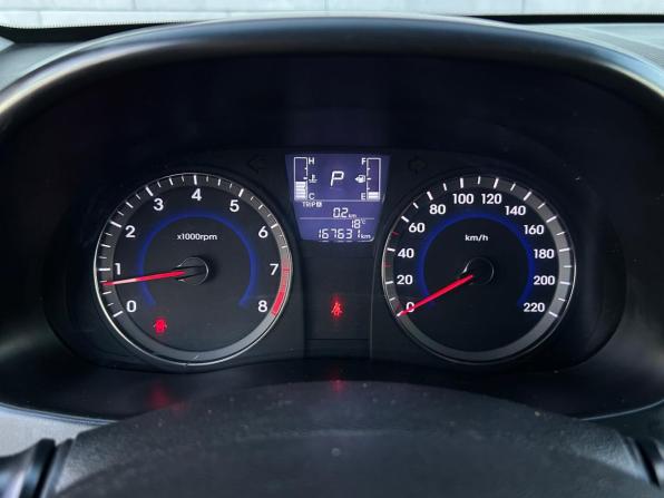 Hyundai Solaris I Рестайлинг с пробегом 2015 года, цена 950 000 рублей, 167631 км, седан, Автокод Объявления