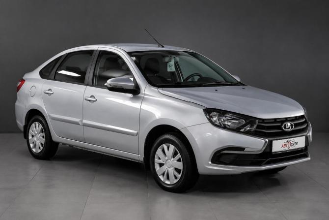 Lada (ВАЗ) Granta I Рестайлинг с пробегом 2019 года, цена 649 000 рублей, 124000 км, хэтчбек, Автокод Объявления