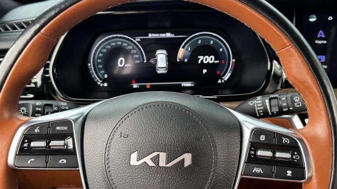 Kia Mohave I Рестайлинг 2 с пробегом 2022 года, цена 5 180 000 рублей, 77068 км, внедорожник, Автокод Объявления