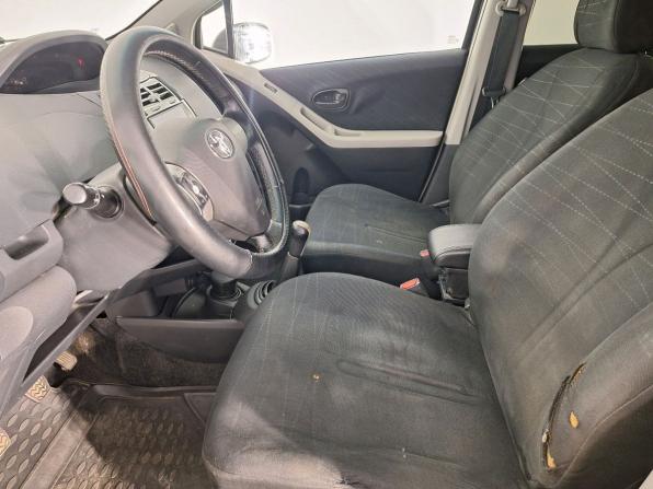 Toyota Yaris II с пробегом 2007 года, цена 399 000 рублей, 204522 км, хэтчбек, Автокод Объявления