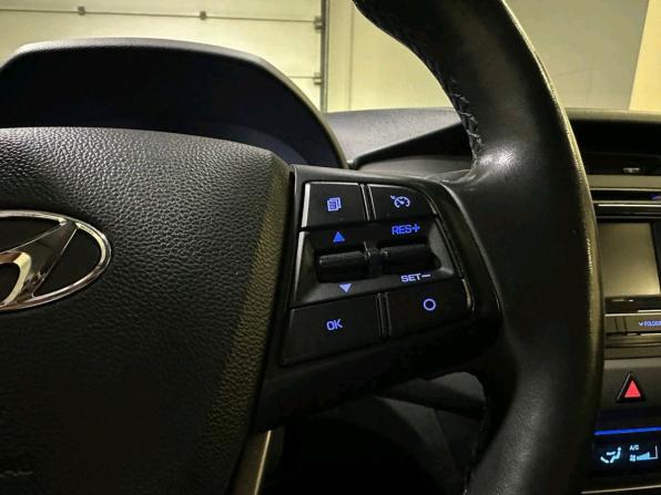 Hyundai Creta I с пробегом 2018 года, цена 2 000 000 рублей, 69490 км, внедорожник, Автокод Объявления