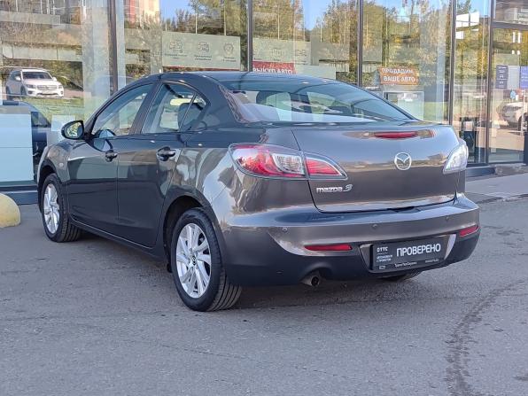 Mazda 3 II (BL) Рестайлинг с пробегом 2012 года, цена 949 000 рублей, 126798 км, седан, Автокод Объявления