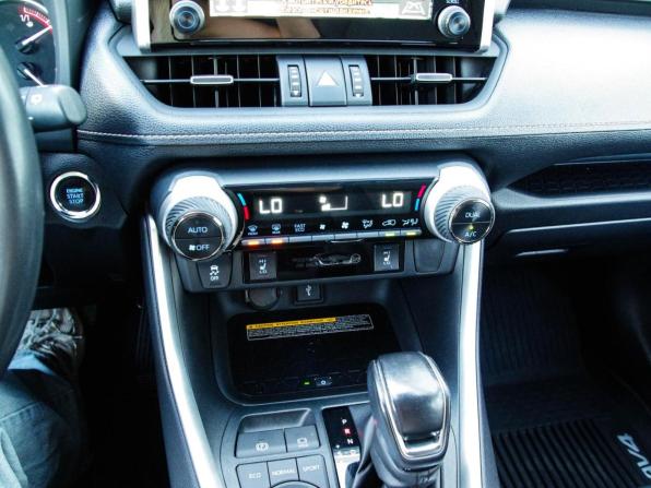 Toyota RAV4 V (XA50) с пробегом 2021 года, цена 4 150 000 рублей, 51000 км, внедорожник, Автокод Объявления