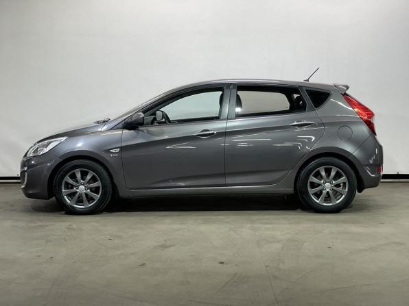Hyundai Solaris I с пробегом 2013 года, цена 735 000 рублей, 142213 км, хэтчбек, Автокод Объявления