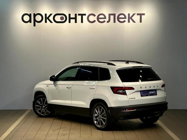 Skoda Karoq I с пробегом 2022 года, цена 2 850 000 рублей, 37000 км, внедорожник, Автокод Объявления