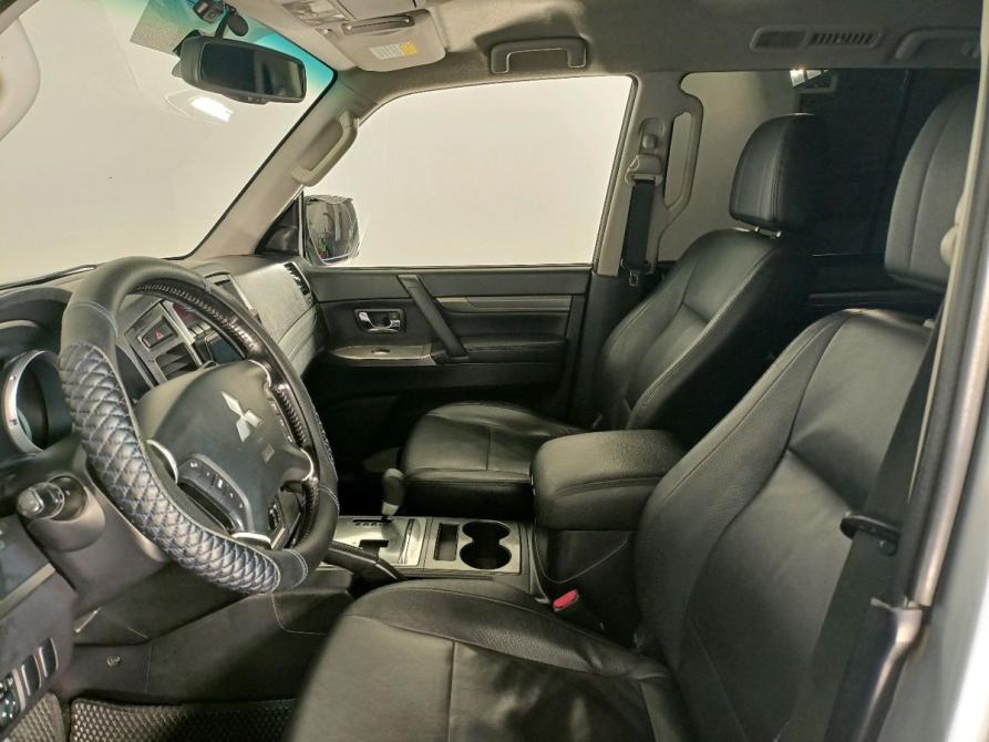 Mitsubishi Pajero IV Рестайлинг 1 Архангельск  - изображение 15