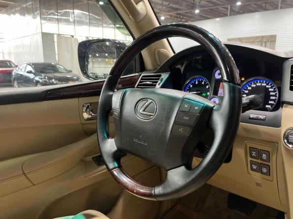 Lexus LX III с пробегом 2008 года, цена 2 590 000 рублей, 246747 км, внедорожник, Автокод Объявления