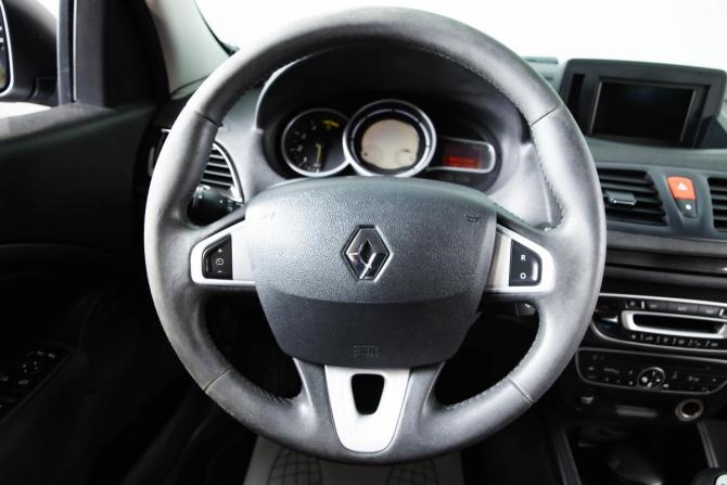 Renault Megane III с пробегом 2011 года, цена 779 000 рублей, 290000 км, универсал, Автокод Объявления