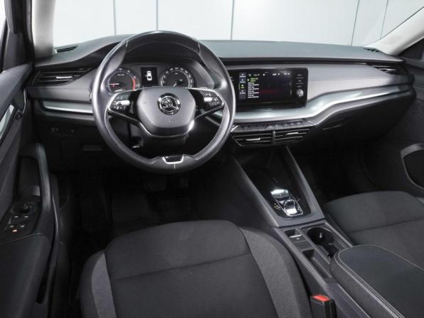 Skoda Octavia IV (A8) с пробегом 2021 года, цена 2 170 000 рублей, 99415 км, лифтбек, Автокод Объявления