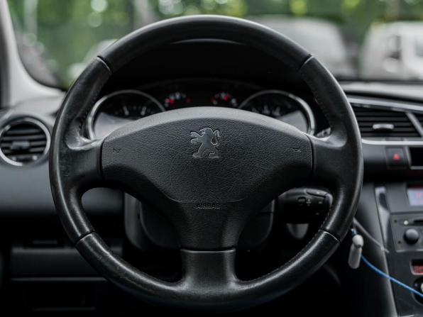 Peugeot 3008 I с пробегом 2012 года, цена 578 000 рублей, 247531 км, внедорожник, Автокод Объявления