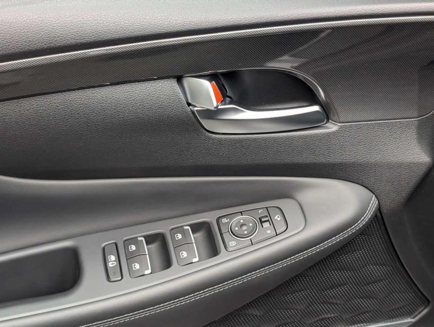 Hyundai Santa Fe IV Рестайлинг Москва  - изображение 7
