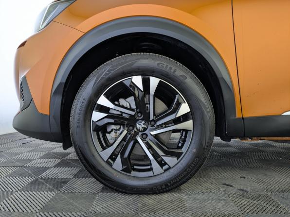 Peugeot 2008 II Рестайлинг с пробегом 2023 года, цена 2 250 000 рублей, 4718 км, внедорожник, Автокод Объявления