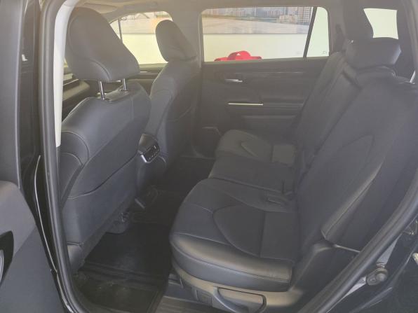 Toyota Highlander IV (XU70) с пробегом 2023 года, цена 5 130 000 рублей, 37647 км, внедорожник, Автокод Объявления