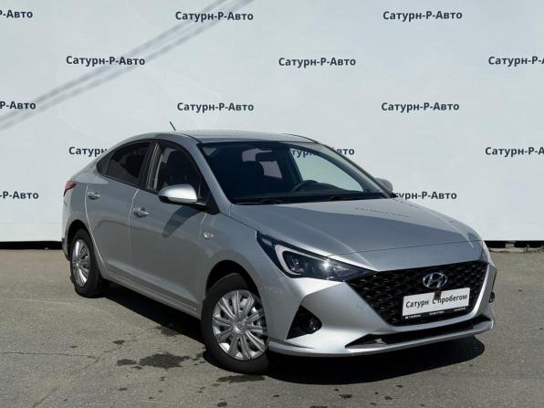 Hyundai Solaris II Рестайлинг с пробегом 2021 года, цена 1 350 000 рублей, 128000 км, седан, Автокод Объявления