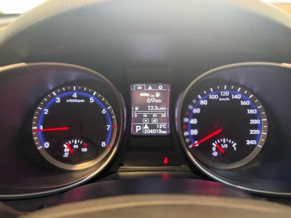 Hyundai Santa Fe III с пробегом 2012 года, цена 1 617 000 рублей, 204000 км, внедорожник, Автокод Объявления