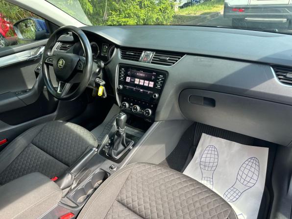 Skoda Octavia III (A7) Рестайлинг с пробегом 2018 года, цена 2 060 000 рублей, 120784 км, лифтбек, Автокод Объявления